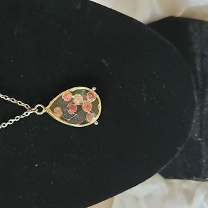 Paparazzi necklace and earrings